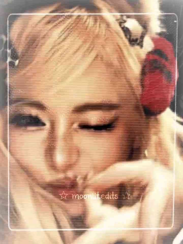 ✩ Yunjin ✩ #lsrfm #yunjin🤍🤍🤍 #kpopedit #edit #kpop #kpopstan #lesserafim #plsgivecredsifmixed